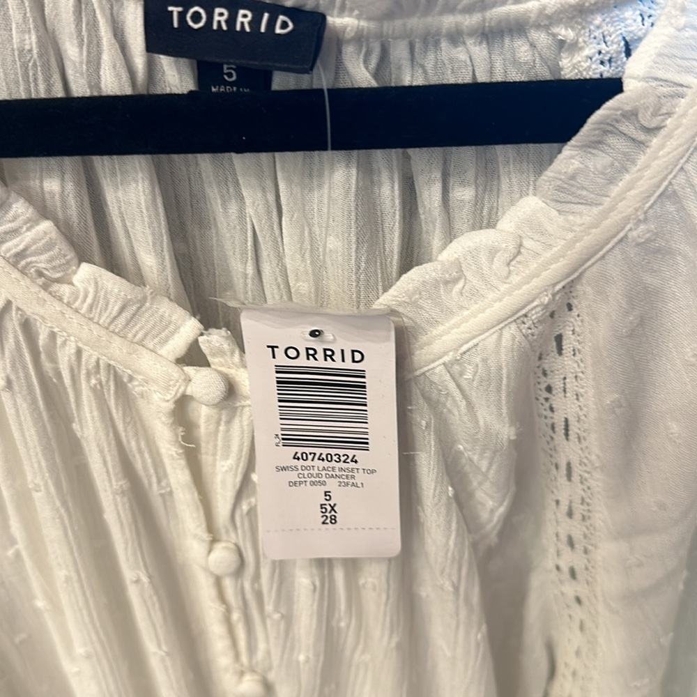 NWT torrid Swiss.lace inset top cloud dancer 5X/28 - Picture 8 of 9
